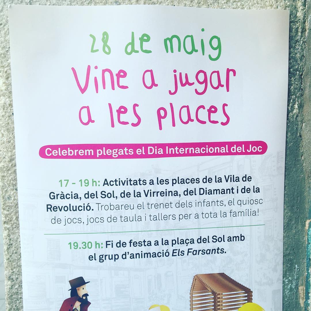 Enguany el "jugar a les places" s'ha avançat amb #elbancexpropiat #elbancresisteix i #elbancesdefensa