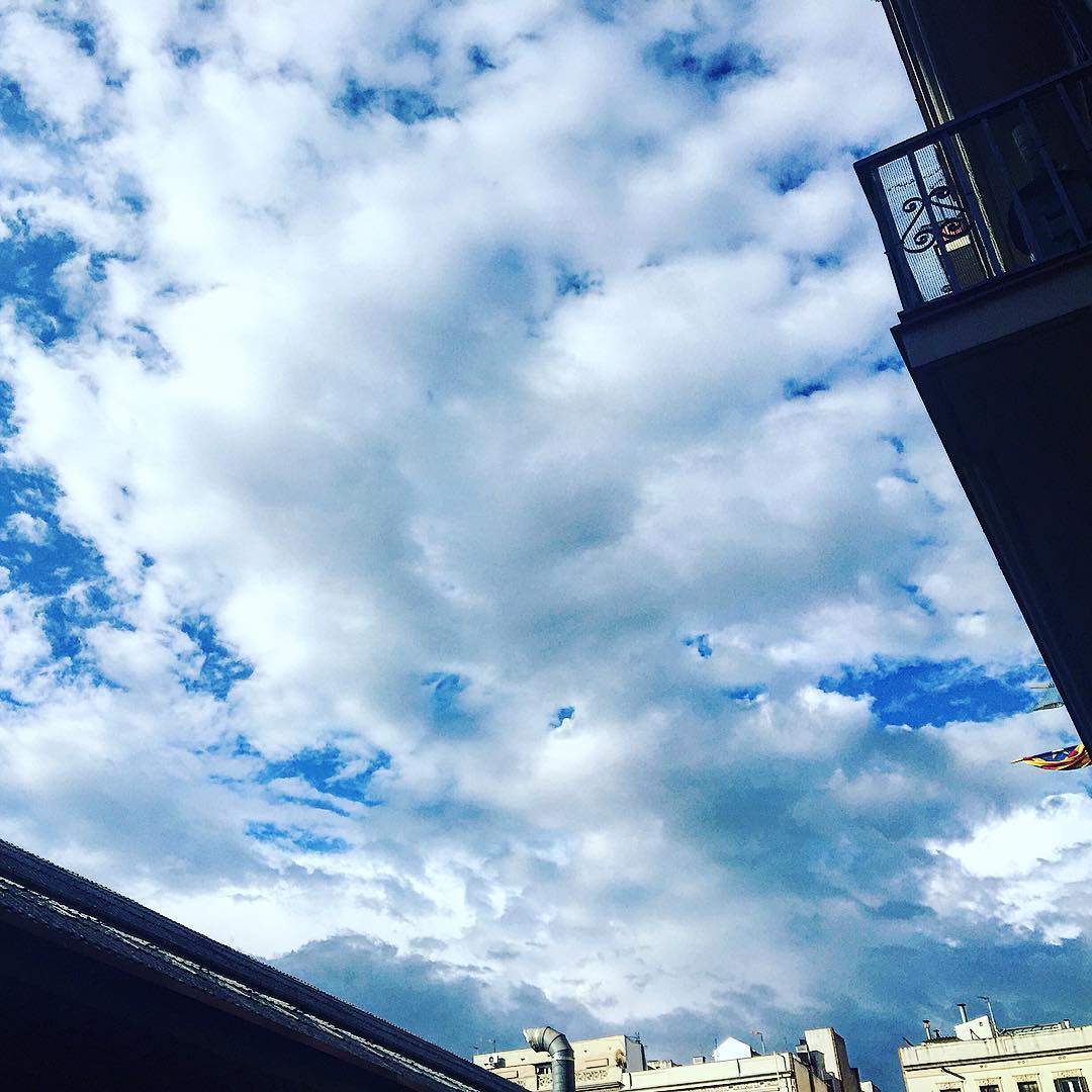 Foto | Plou i bon dia!!!!! - Roser Amills, escritora mallorquina