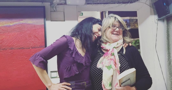 Roser Amills Con Lectores De La Bachillera