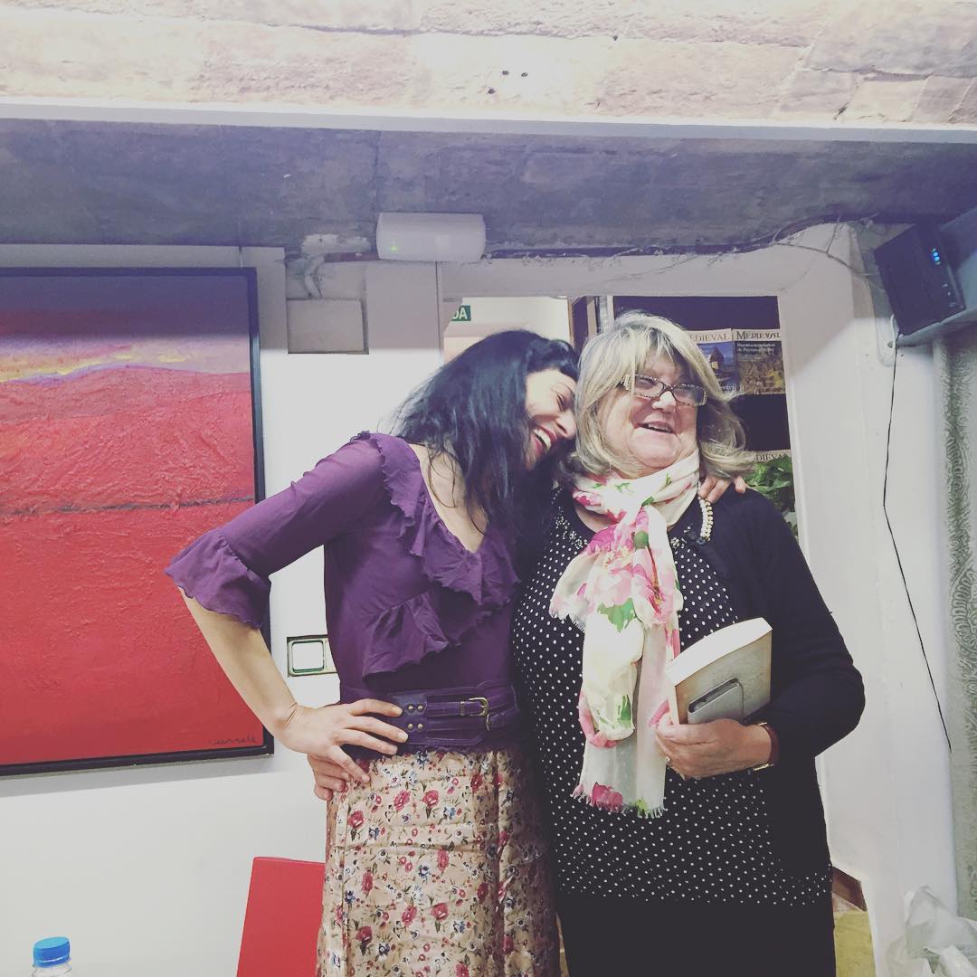 Roser Amills Con Lectores De La Bachillera