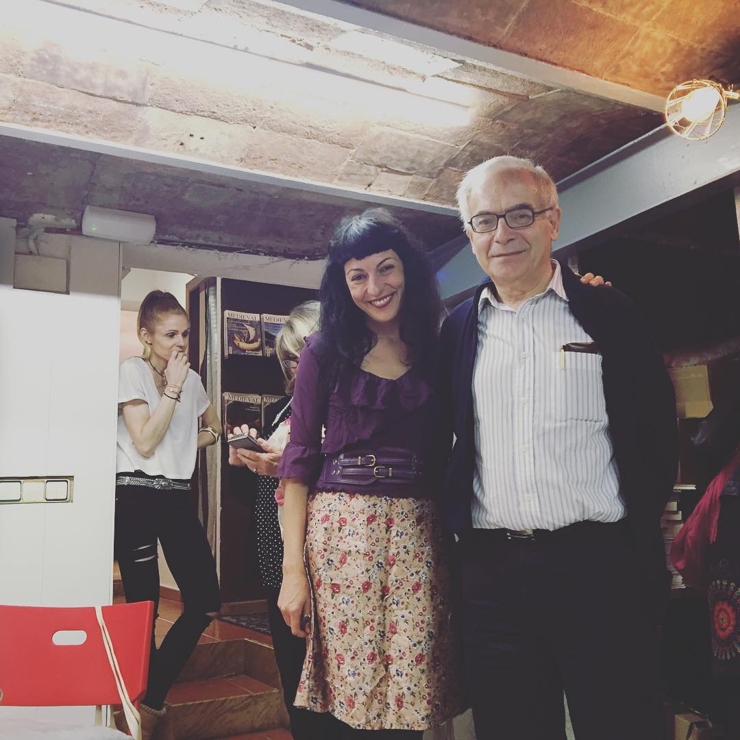 Roser Amills Con Lectores De La Bachillera