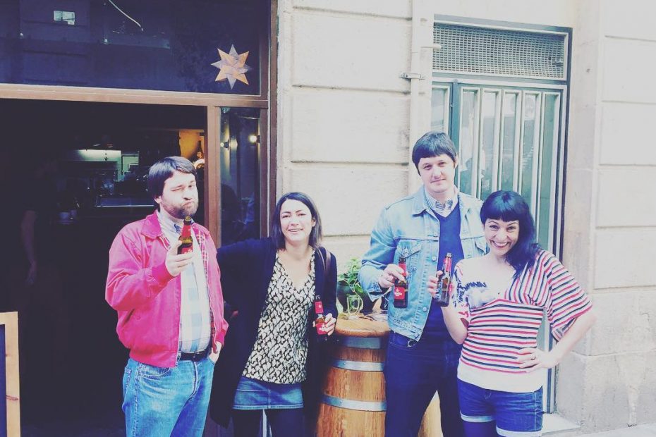 Roser Amills Pascual Ulpiano -autor de las aventuras de Palop- a punto para 'Los Danko a Mil' con Pau Freixas en scanner fm