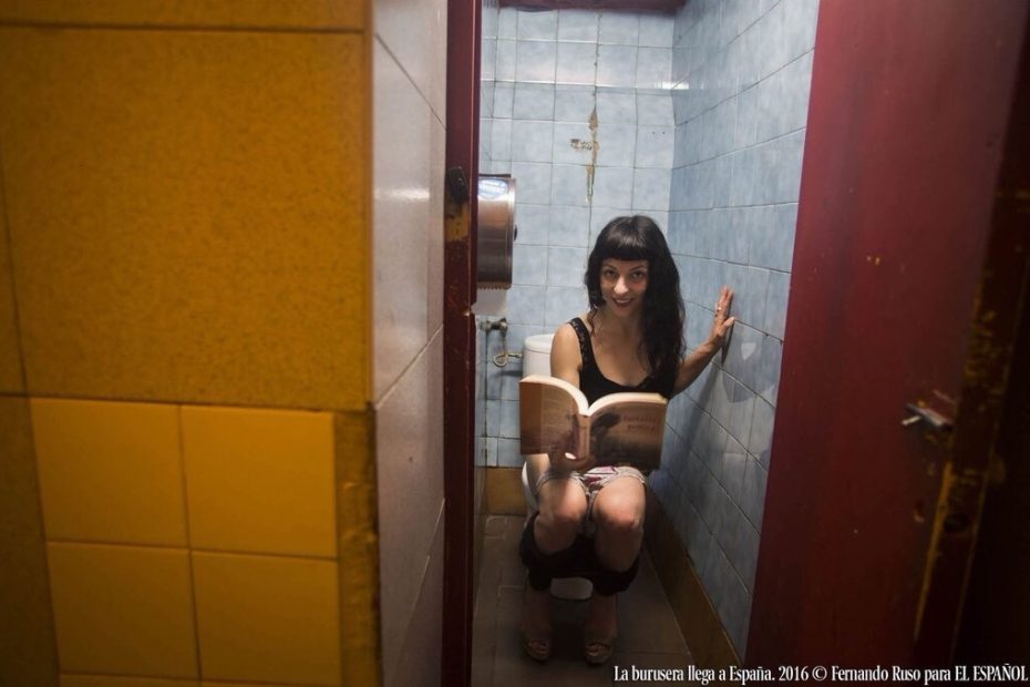 Roser amills public wc la bachillera