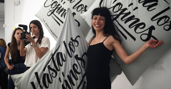 Maravilloso photocall el que ha montado @lamallorquina20 con #designseriesbcn ;)) - Roser Amills, escritora mallorquina