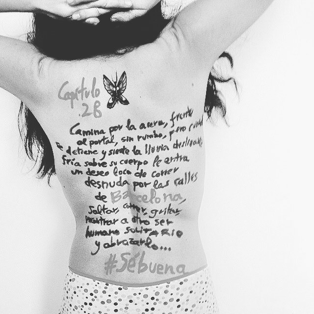 Capítulo 28 de la novela Sé buena de Roser Amills