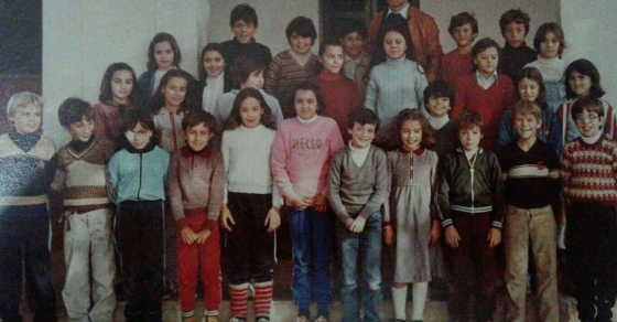 Roser Amills de niña, foto del colegio de algaida