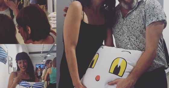 Roser Amills disfruta de los cojines de La Mallorquina 20 y Design Series BCN