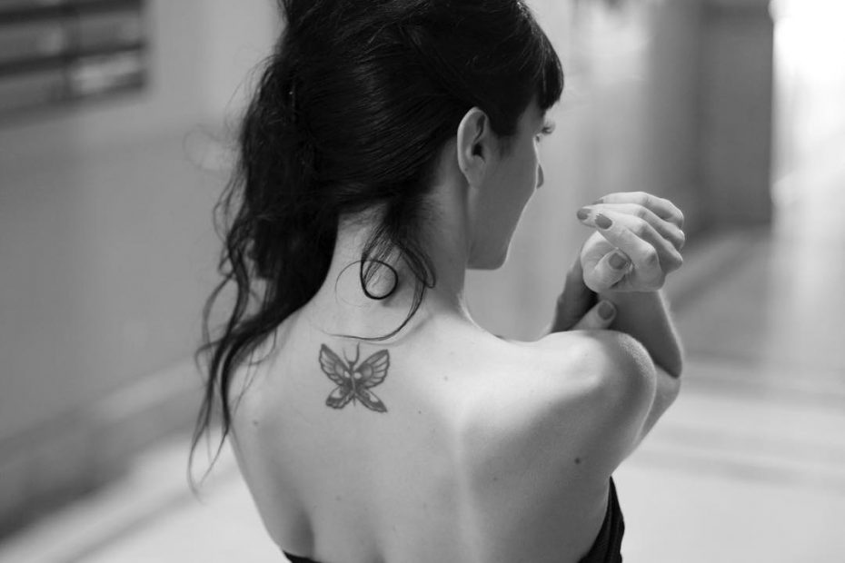 Roser amills tatuaje foto guy aelbrecht