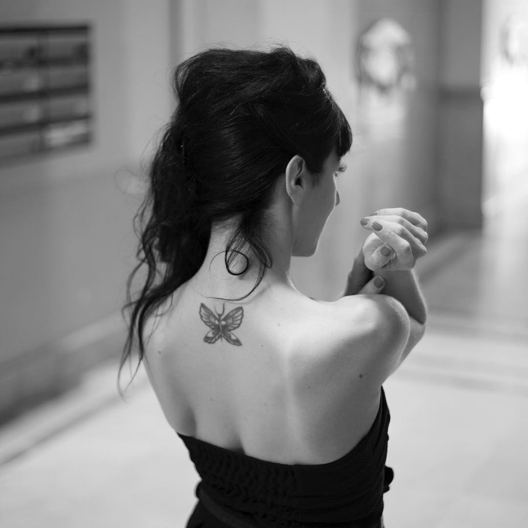 Roser amills tatuaje foto guy aelbrecht