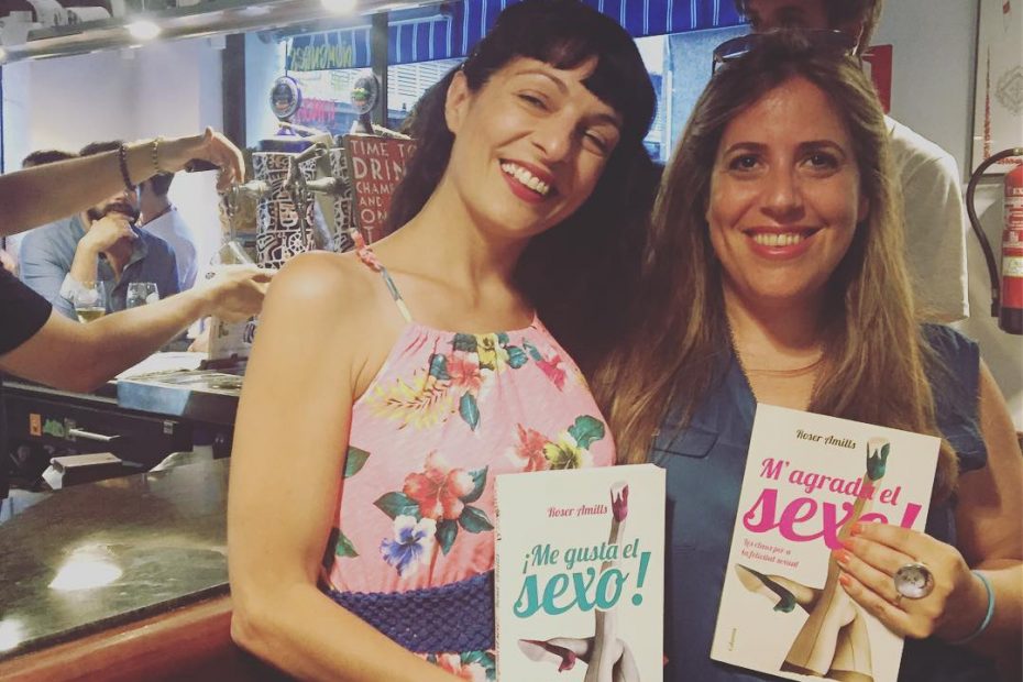 Roser Amills con Alejandra Navarro Ribas