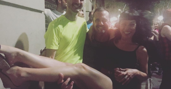 roser amills con los patinadores joaquin y jorge