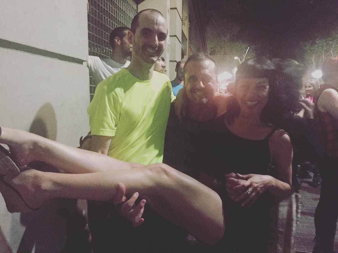 Els patinadors Joaquín i Jorge m'han ensenyat a fer una figura sobre patins   Ara a La Nit 31416