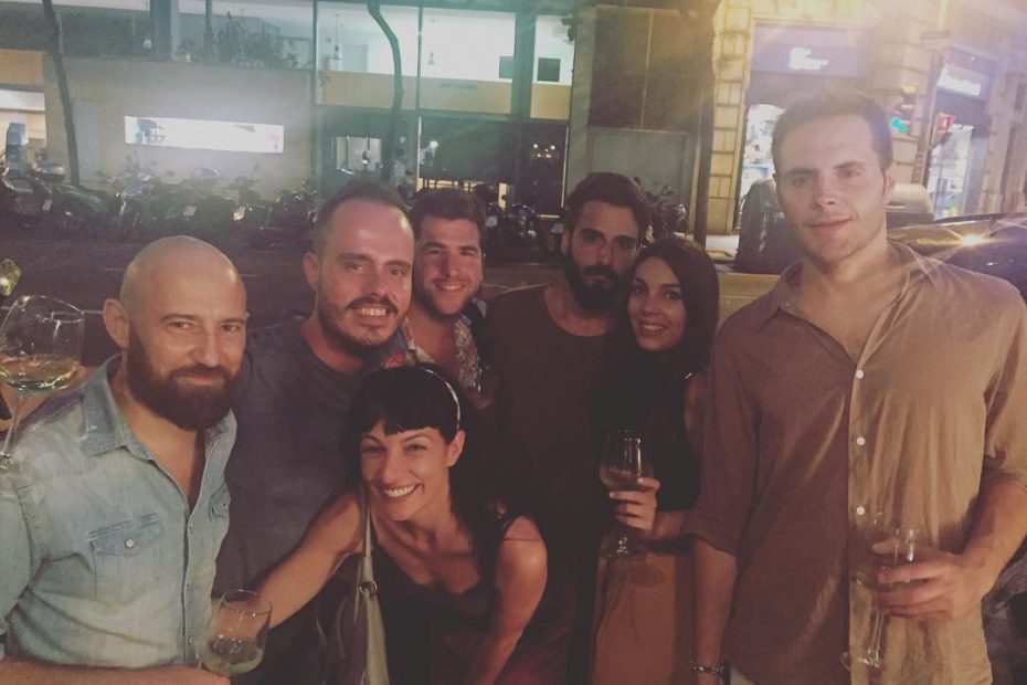 Roser Amills con Victor Fernandez Clares, Anna Bertran y Marco, su novio napolitano