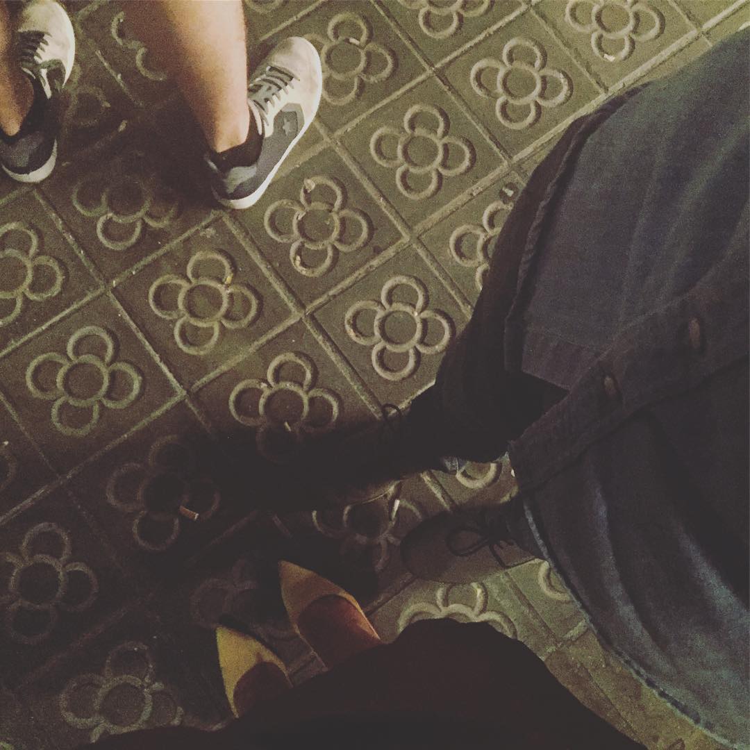 Zapatos y Vino Afortunado 