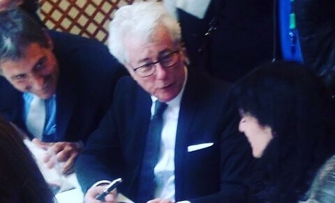 ken follet y roser amills