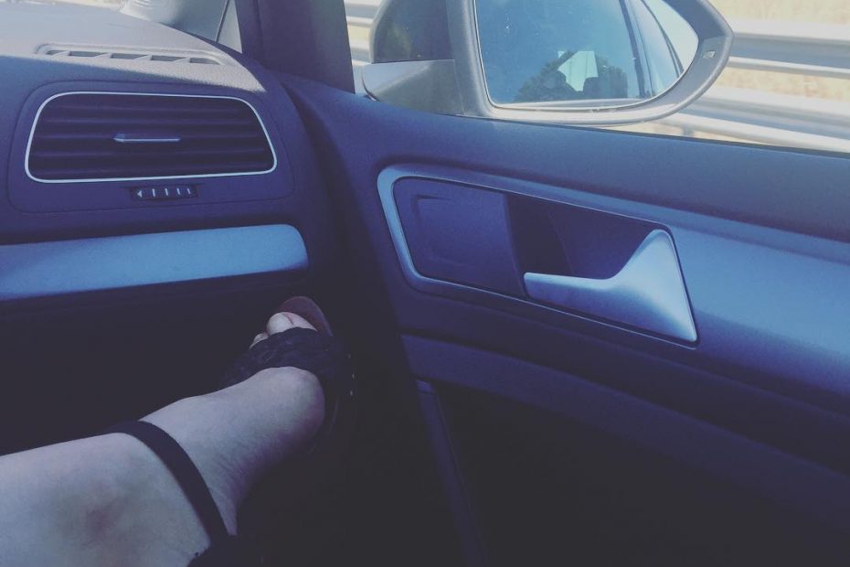 Pies de Roser Amills