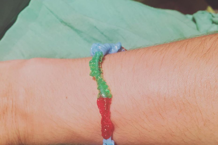 Pulsera Hecha Por Juan El Hijo De Roser Amills