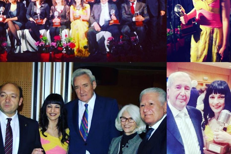 Roser Amills, premio Microfono de plata APEI PRTVI