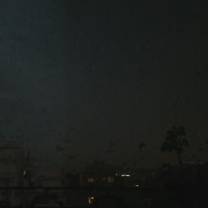 Tormenta de rayos y truenos y se ha ido la luz. #nopuedoescribir !!!! #apagon #barridegracia