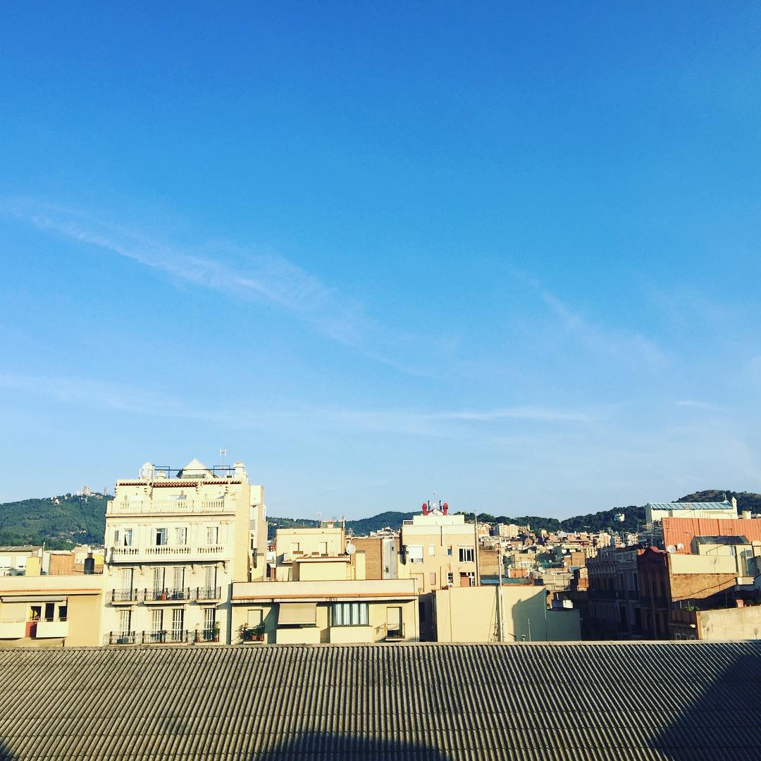 Mira alrededor "La necesaria imperfección de la infalibilidad" (Walter Benjamin)