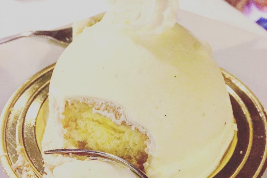 Postre De Limon En Napoles