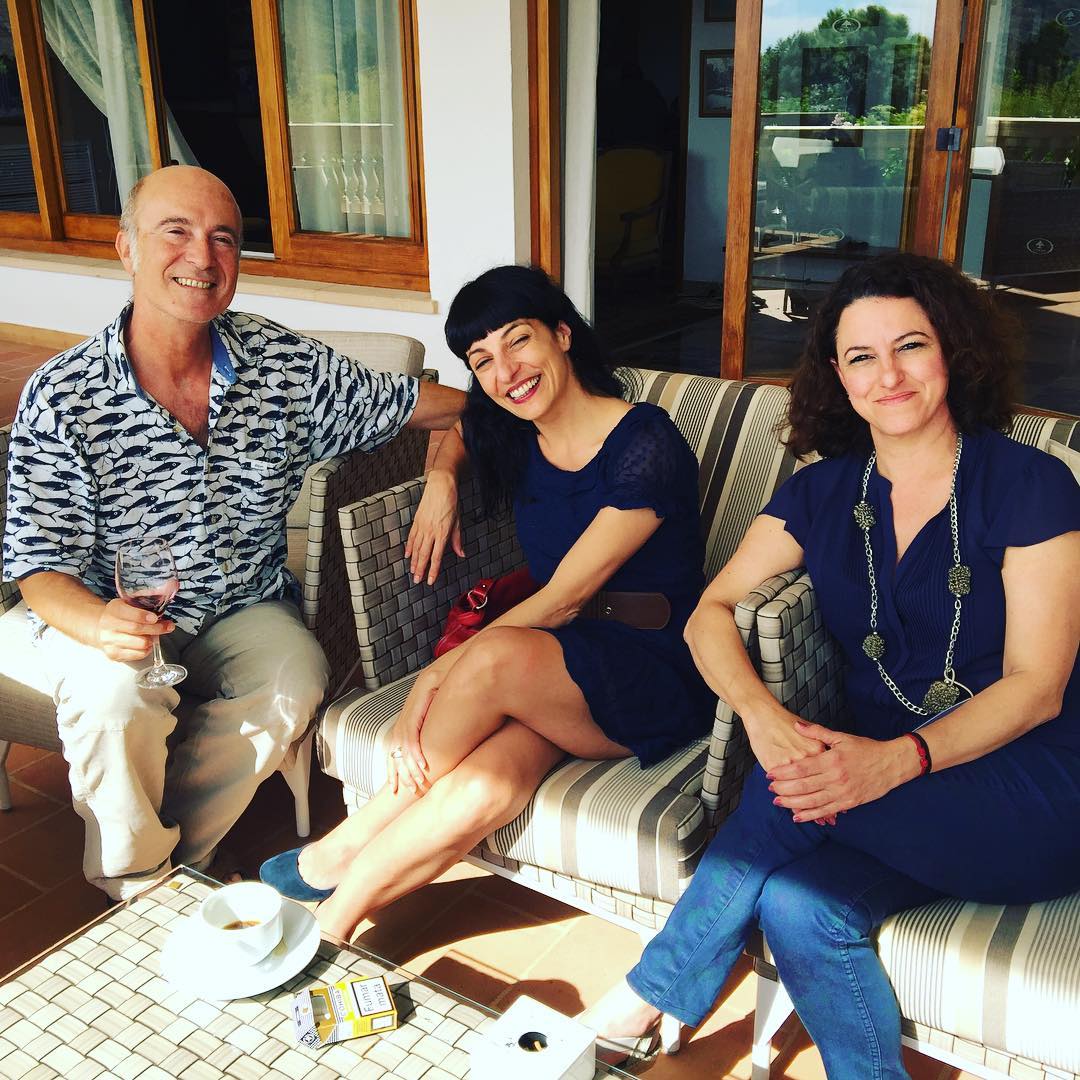 roser amills con Francesca G. Desnoyer y Álvaro Ardevol, converses de formentor 2016