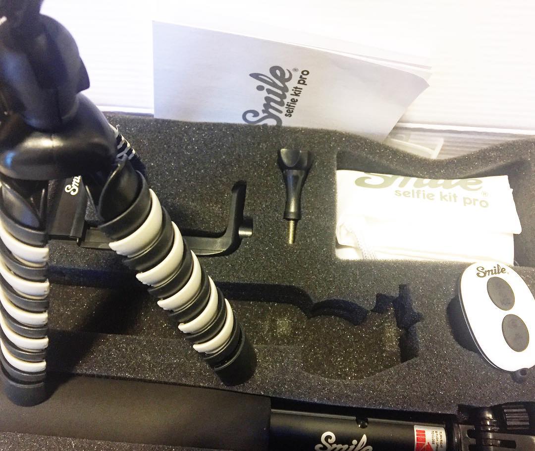 Wau lo que me acaba de llegar!! #smilekit de #allyouneedissmile Ya os contaré!! Smile Photo Lab