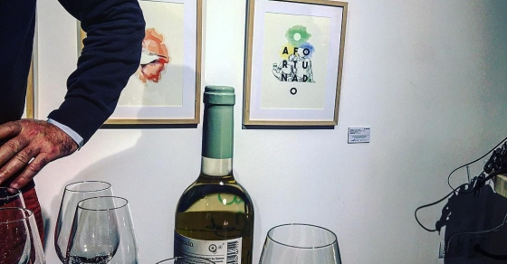 Bonito este #momentoAfortunado con el arte. Aquí, ilustraciones de los alumnos de @ElisavaBCN en @WynwoodPoint - Roser Amills, escritora mallorquina