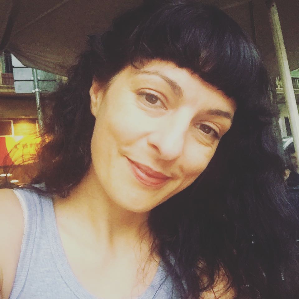 Para expresar el mundo, primero hay que absorberlo. Bienvenido, mundo, cuéntame  