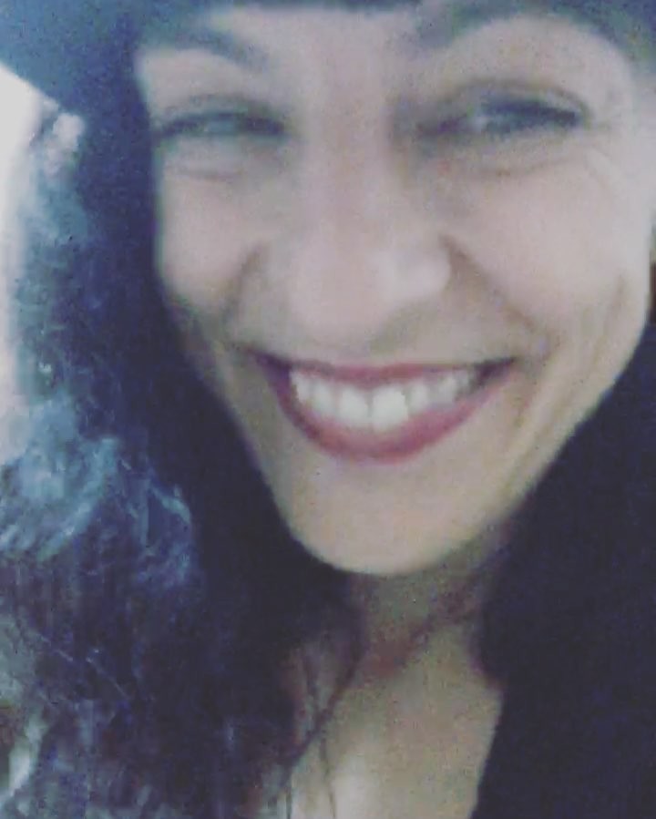 Buenos días, vecinitos, no escuchéis el audio de este vídeo.#paranoiasamills jajaja