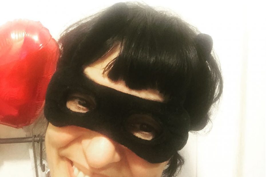 Roser Amills Antifaz