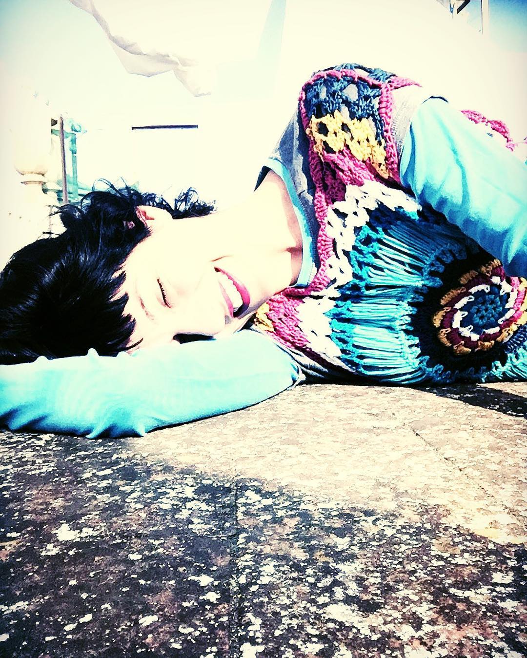 Je suis le saint, en prière sur la terrase, comme les bêtes pacifiques paissent jusqu'à la mer. Baudelaire