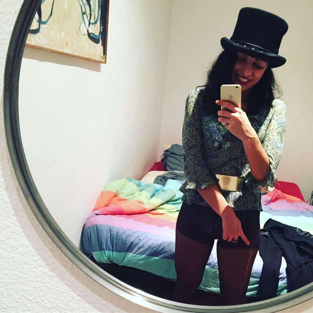 Roser Amills Sombrero De Copa