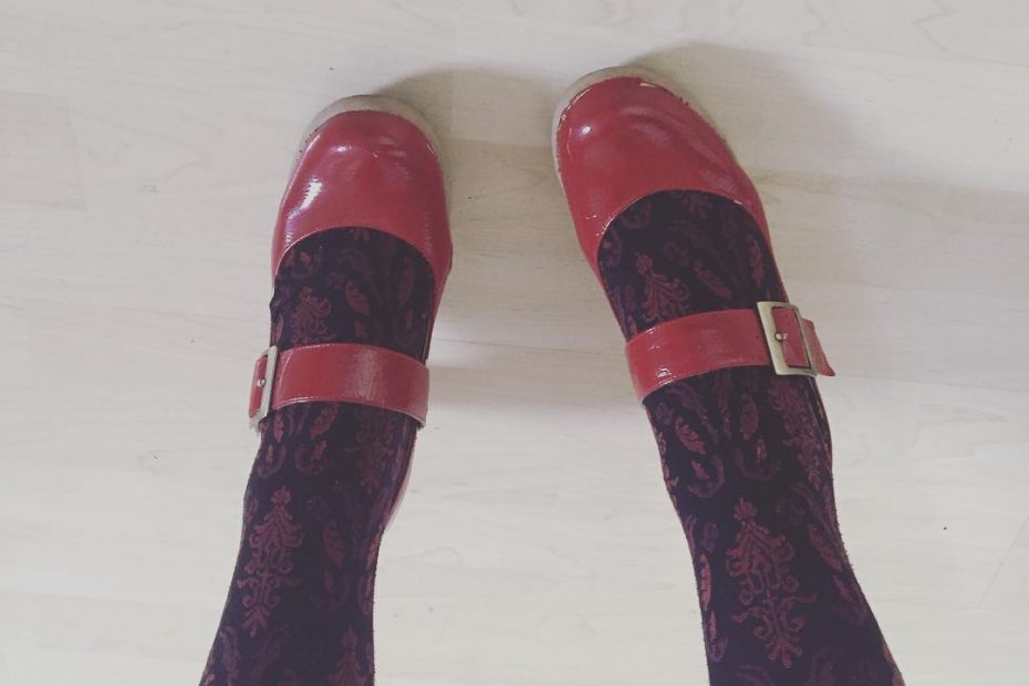 zapatos rojos de roser amills