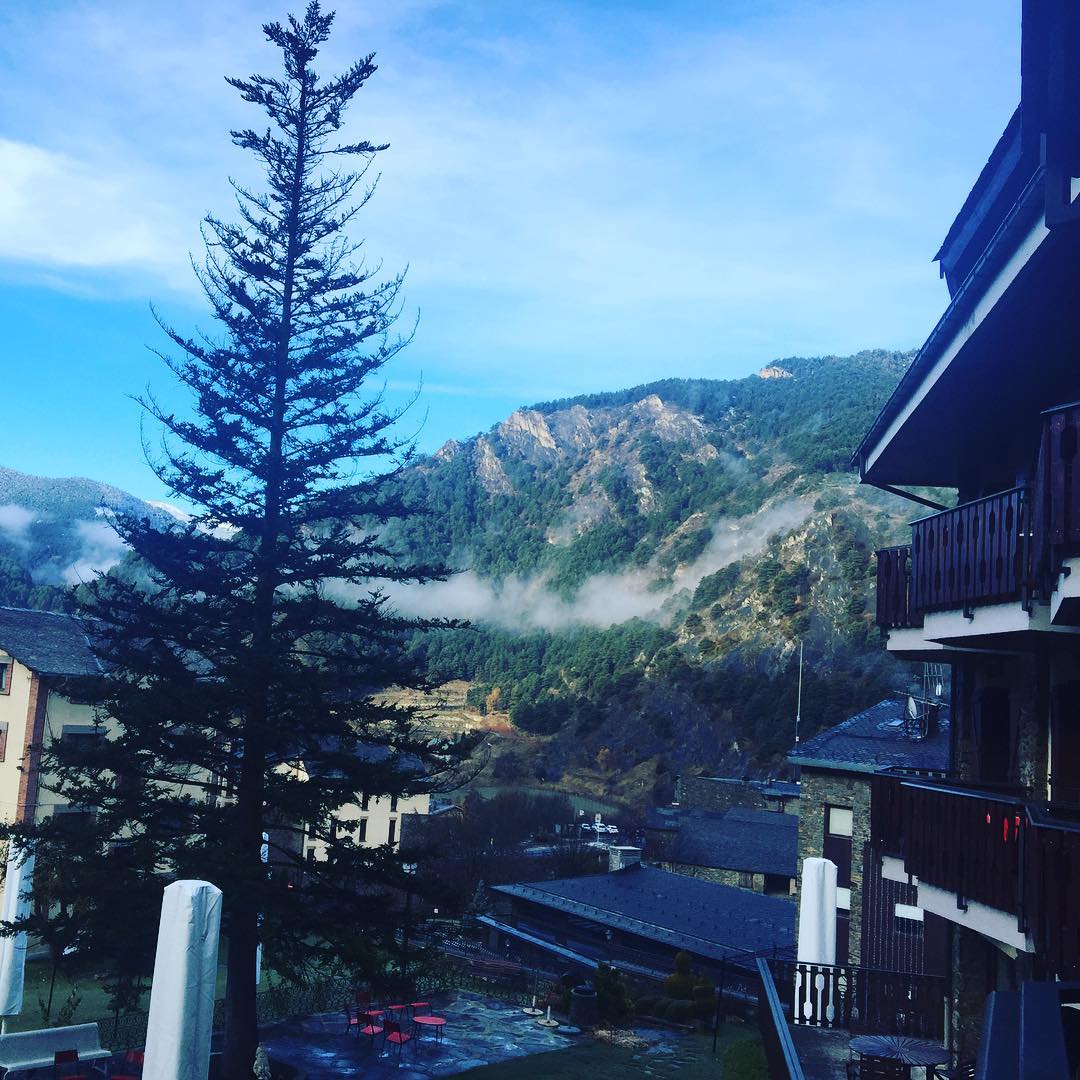 Bon dia, Andorra ;)) #amillsmorning