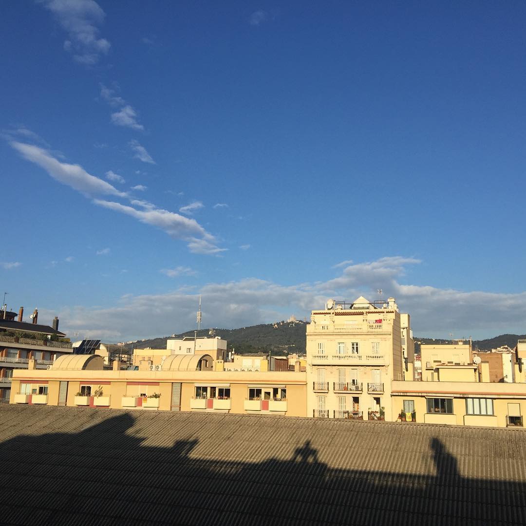 Mi cariño para Iván Tubau, escritor y amigo al que despediremos a partir de las 17h, tanatorio Les Corts, sala 8 #descanseenpaz #ivantubau