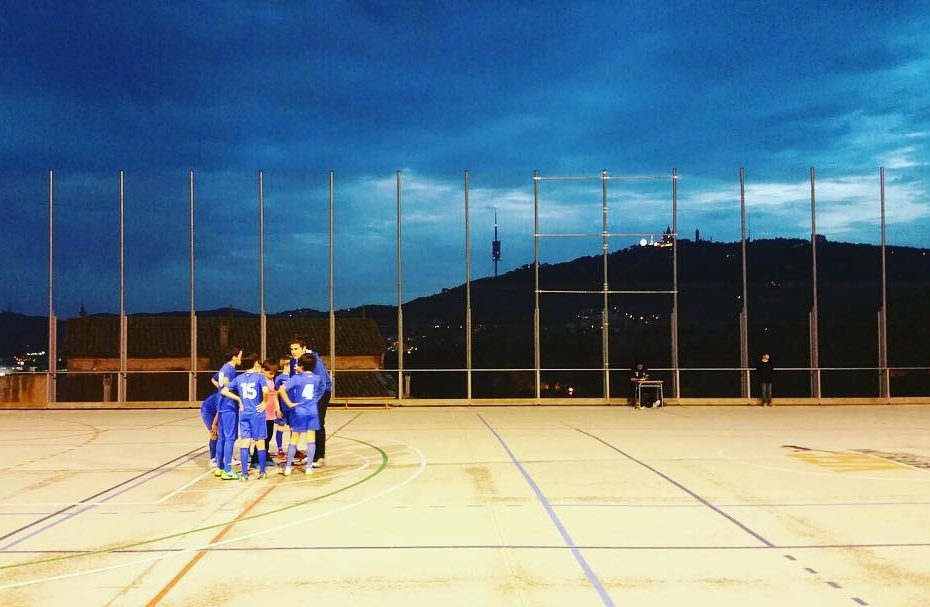Partido De Futbol De Juan Hijo De Roser Amills