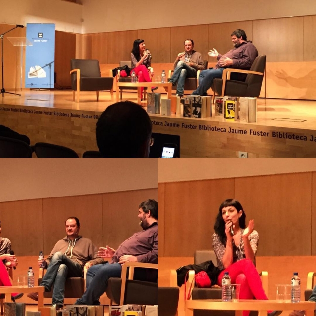 roser amills amb francesc miralles, sebastia bennassar, a gracia llegeix biblioteca jaume fuster