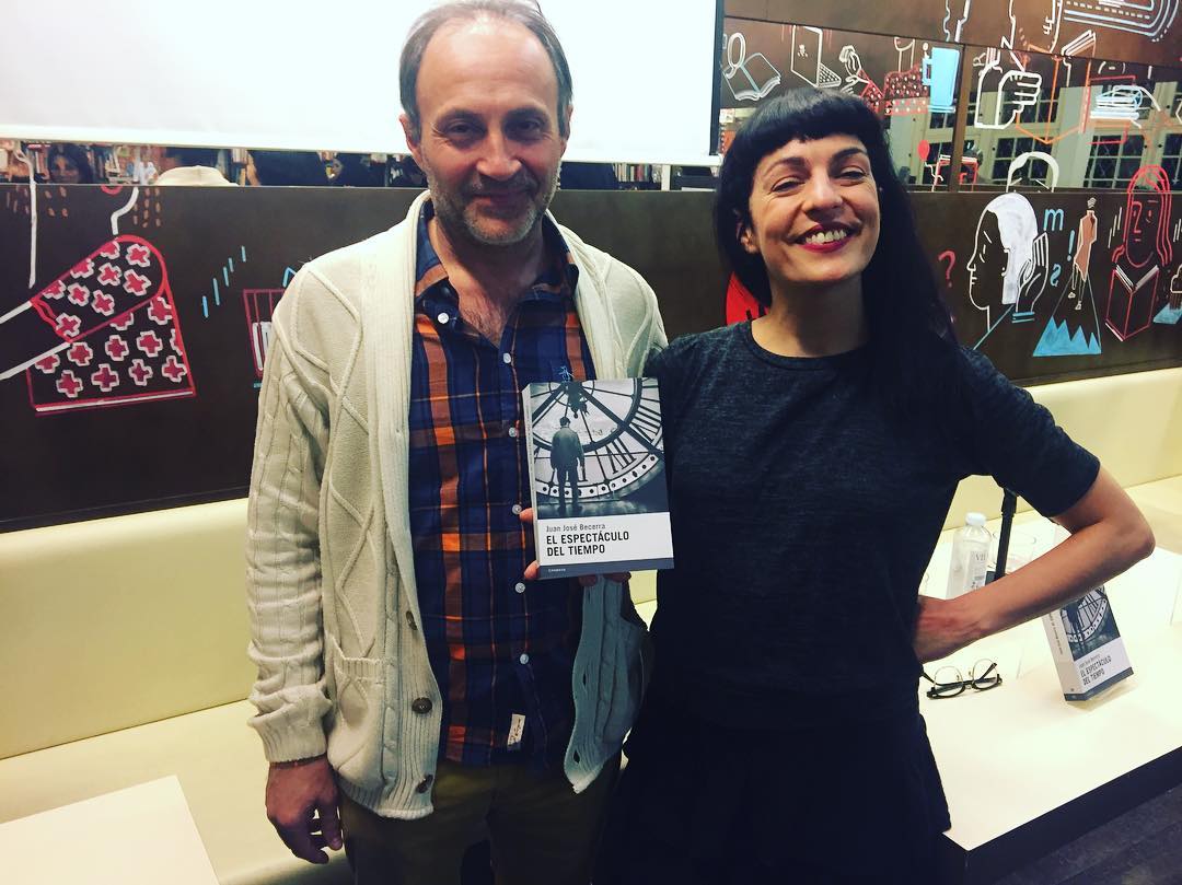 Pronto, respuestas de Juan José Becerra Editorial Candaya para #pescamoderna, de momento foto #elespectaculodeltiempo