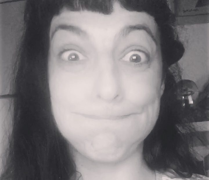 Roser Amills Divertida