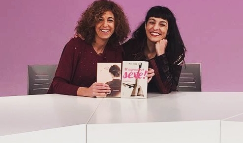 roser amills entrevistada a tv andorra pel taller literari a La capsa, Ordino, Andorra