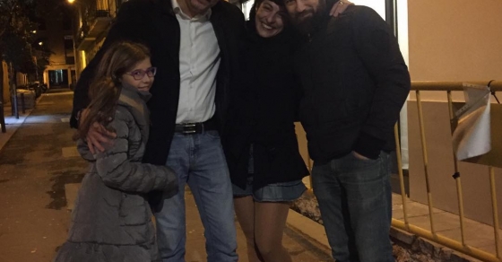 Pide un deseo, cerrando bien tus ojos, piensa en la Navidad y espera tu milagro ;)) - Roser Amills, escritora mallorquina