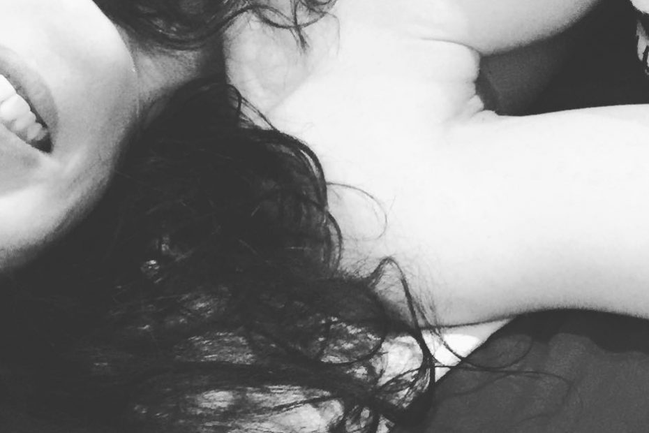 Roser Amills Desnuda