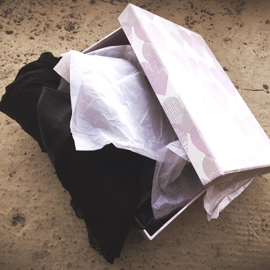 Adoro las sorpresas, y hoy he recibido una de @guapaenleggins que me chifla!! Pronto me los pongo  