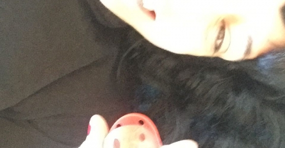 Para los que entendéis de la alegría, mi souvenir de anoche: #clownnose ;)) - Roser Amills, escritora mallorquina