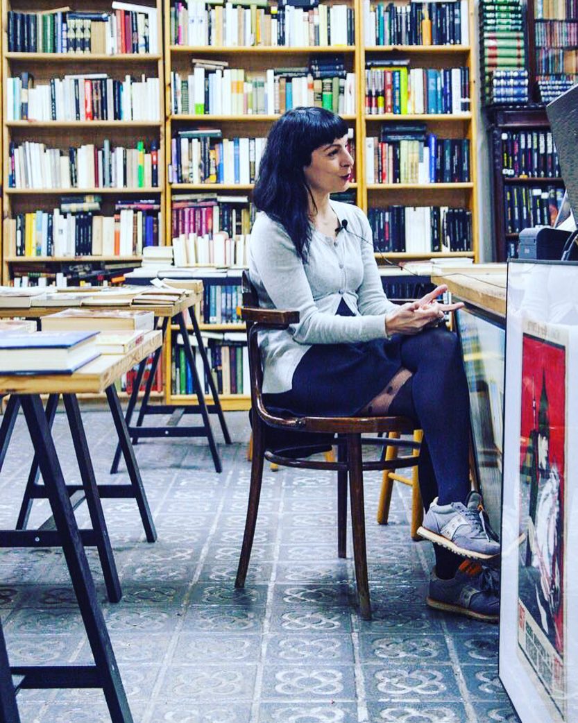 Elegí la librería Taifa (#barridegràcia ) para la entrevista de @que_piensan_las_mujeres