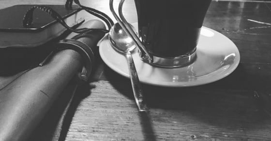 Despachando alegría ;)) - Roser Amills, escritora mallorquina