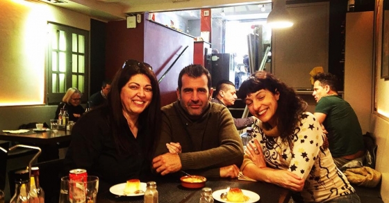 Feliz comida con @bancodepruebas y @montsehcoach - Roser Amills, escritora mallorquina