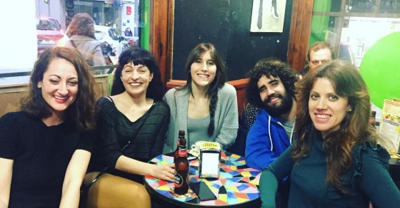 Vamos a tomar los cafés :)) - Roser Amills, escritora mallorquina