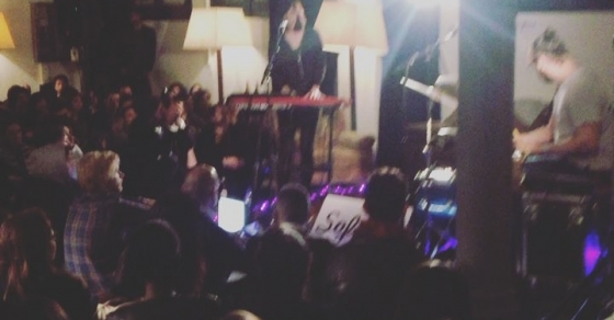 Os dejo unos segundos del #sofarbcn de hoy, que además es #4AñosSofarBcn ;)) - Roser Amills, escritora mallorquina